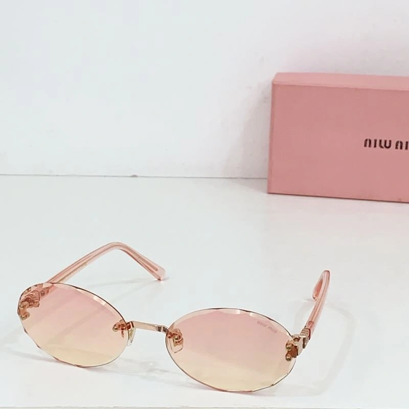 EyeCatching Miu Miu Sunglasses 281705