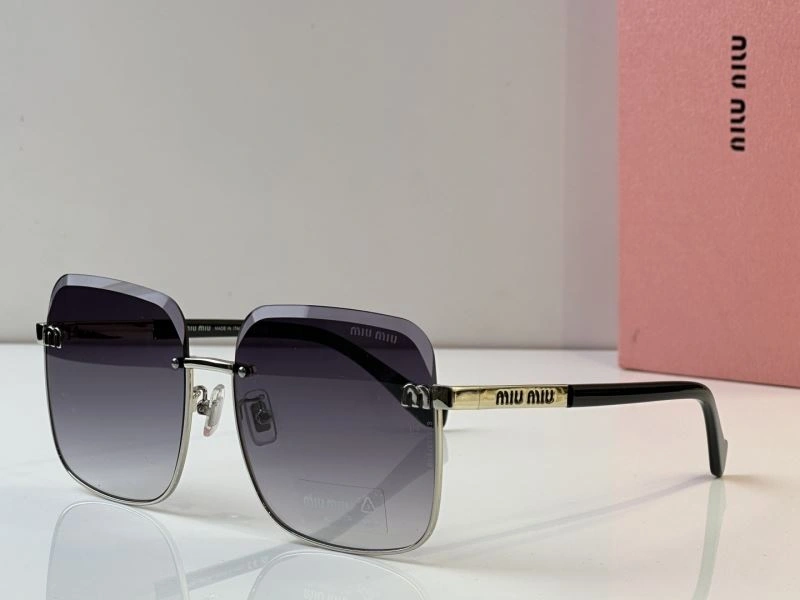 FashionForward Miu Miu Sunglasses 281708