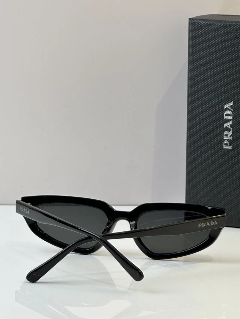Miu Miu Sunglasses Stretchable 281682