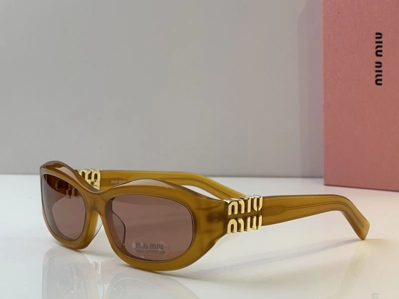 Tailored Miu Miu Sunglasses 281683