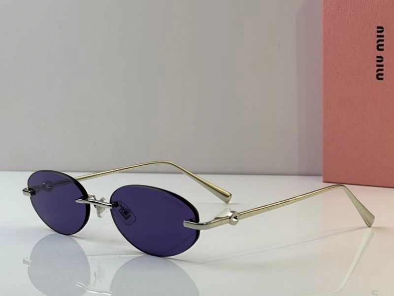 WellDesigned Miu Miu Sunglasses 281681