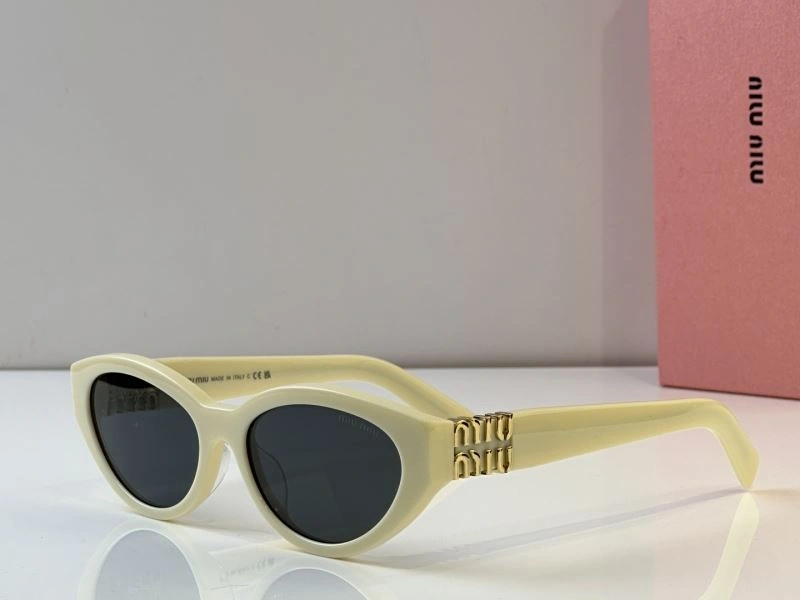 EasyCare Miu Miu Sunglasses 281676