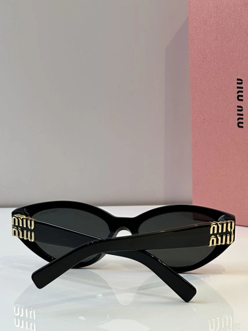 EasyCare Miu Miu Sunglasses 281676
