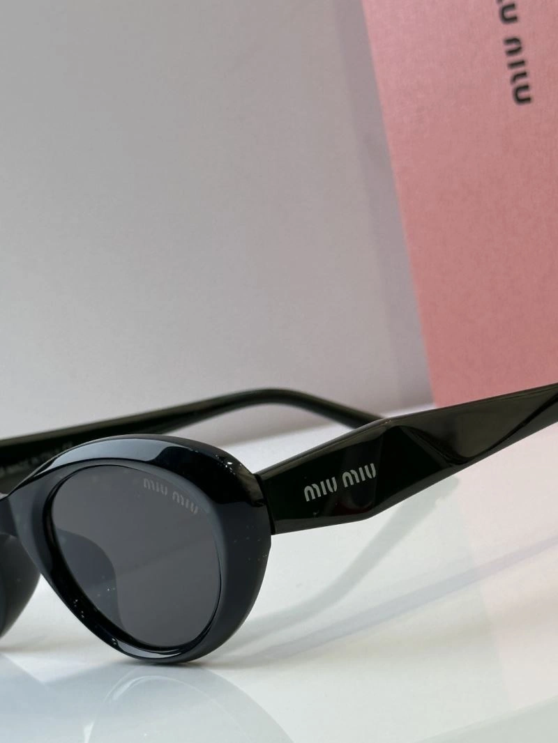 TravelReady Miu Miu Sunglasses 281675