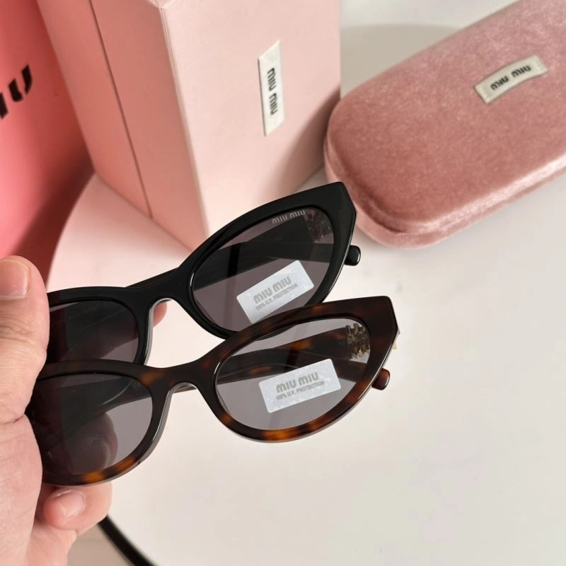 Miu Miu Sunglasses SportInspired 281646