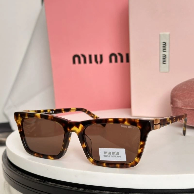 Durable Miu Miu Sunglasses 281651