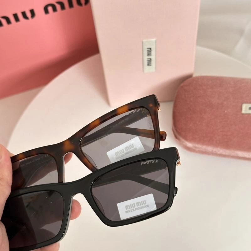 Durable Miu Miu Sunglasses 281651