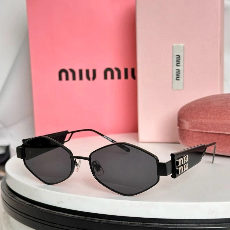 Miu Miu Sunglasses MoistureWicking 281673