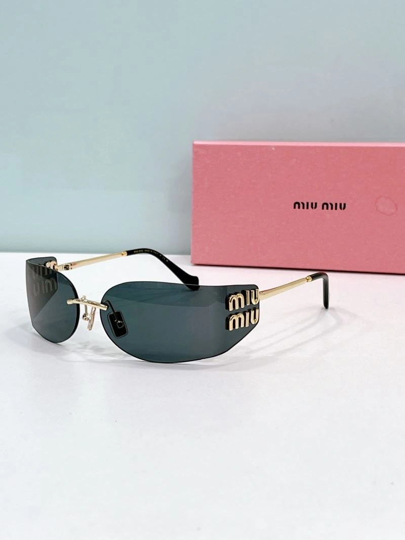 RelaxedFit Miu Miu Sunglasses 281657