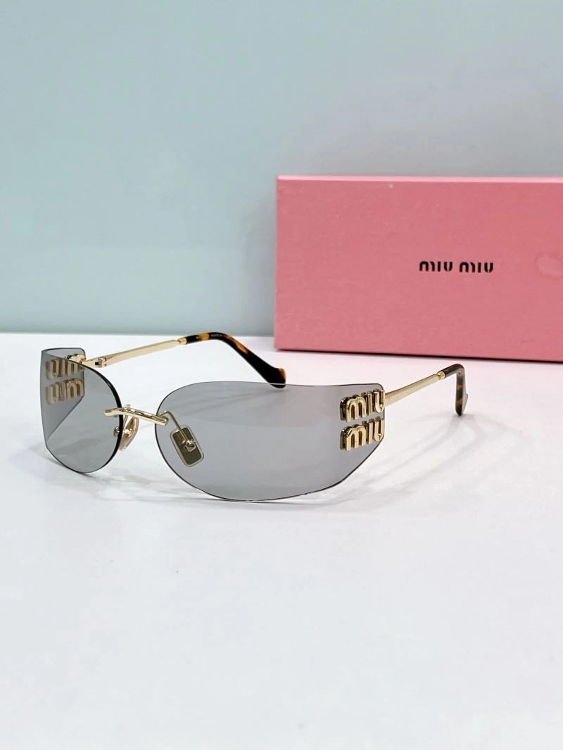 RelaxedFit Miu Miu Sunglasses 281657