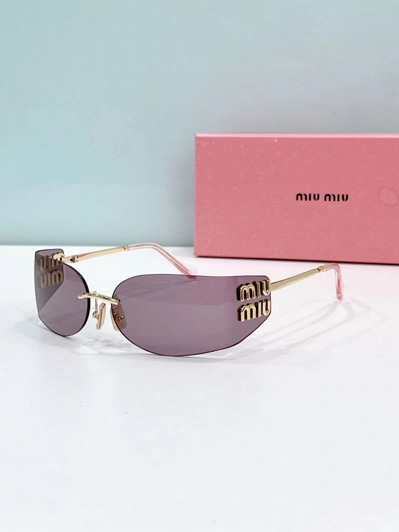 RelaxedFit Miu Miu Sunglasses 281657