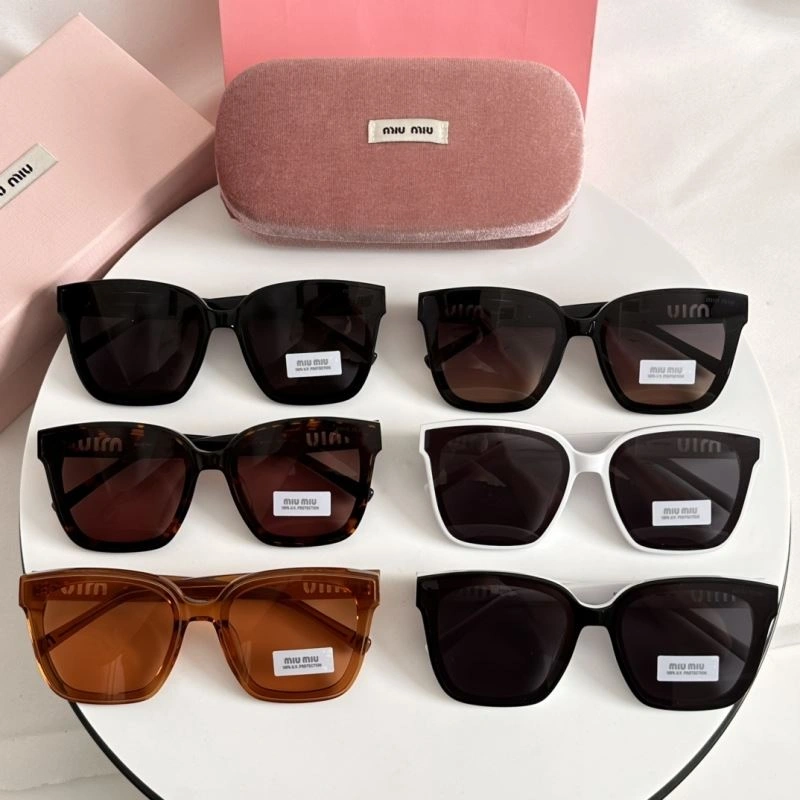 StreetReady Miu Miu Sunglasses 281667