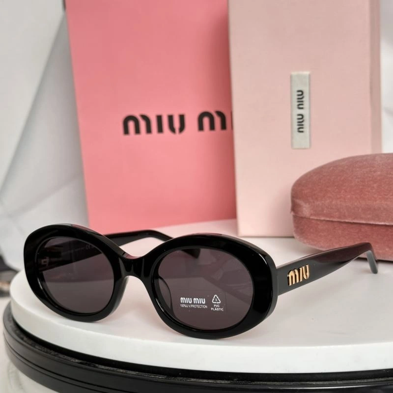 Miu Miu Sunglasses Durable 281650