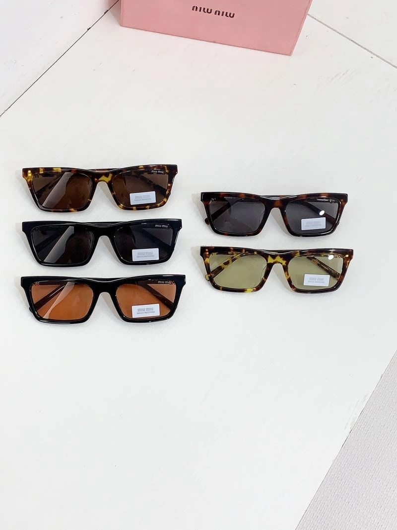Miu Miu Sunglasses WaterResistant 281662