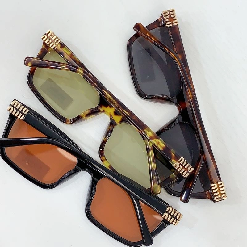 Miu Miu Sunglasses WaterResistant 281662
