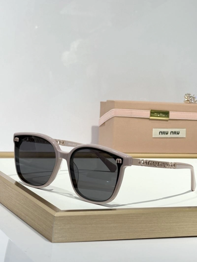 Neat Miu Miu Sunglasses 281660