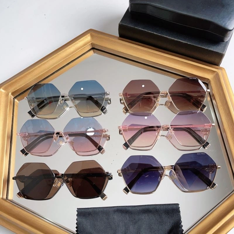 Miu Miu Sunglasses Fashionable 281648