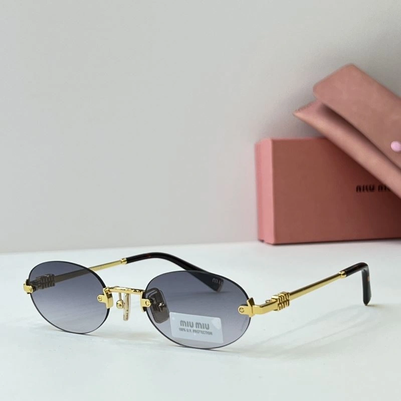 Miu Miu Sunglasses Lightweight 281664