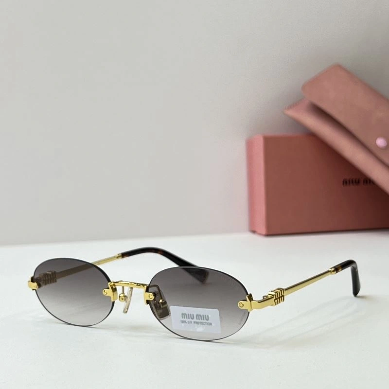 Miu Miu Sunglasses Lightweight 281664