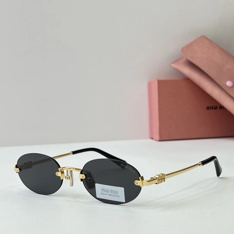 Miu Miu Sunglasses Lightweight 281664