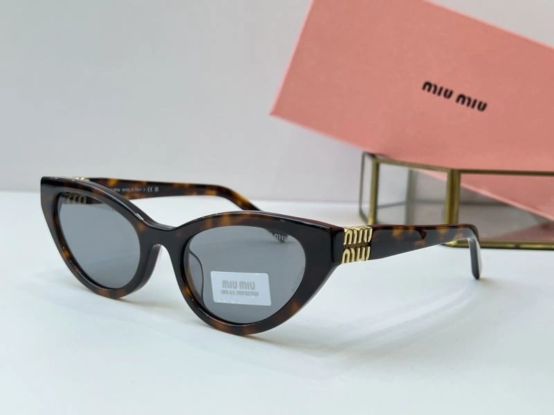 Miu Miu Sunglasses Attractive 281647