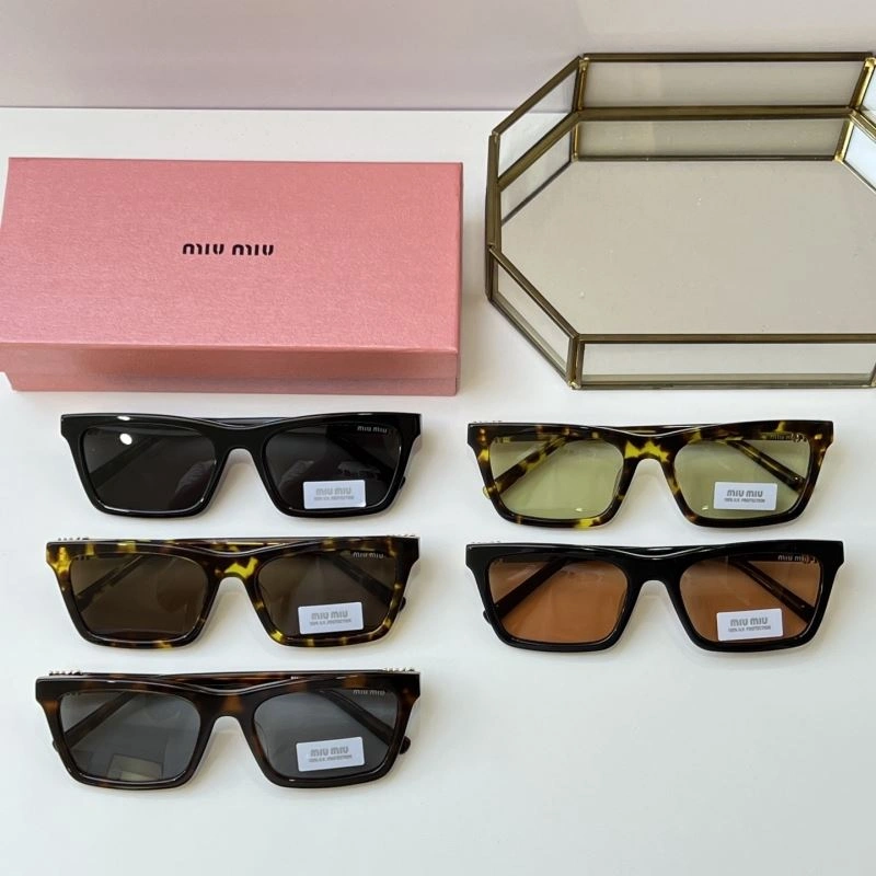 Miu Miu Sunglasses Durable 281642