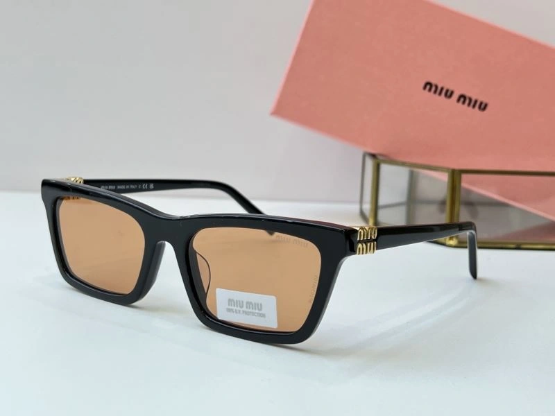 Miu Miu Sunglasses Durable 281642
