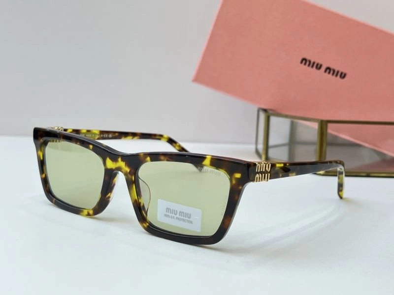 Miu Miu Sunglasses Durable 281642