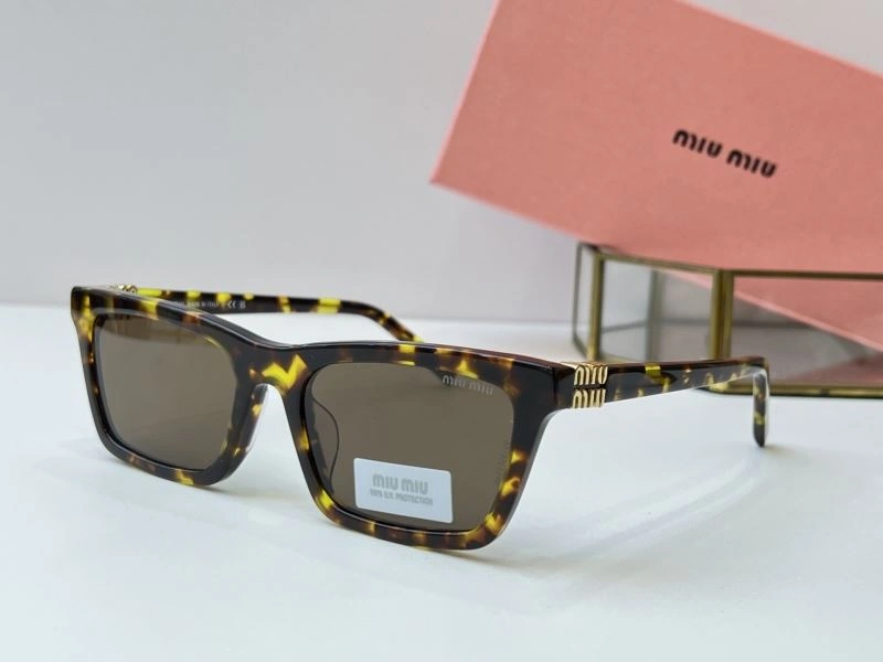 Miu Miu Sunglasses Durable 281642