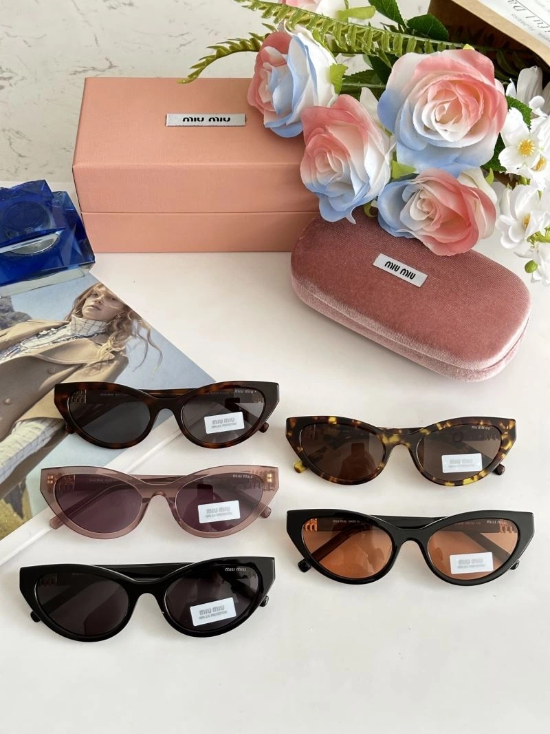 Miu Miu Sunglasses Neat 281655