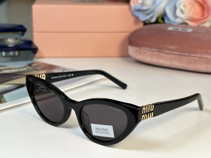 Miu Miu Sunglasses Neat 281655
