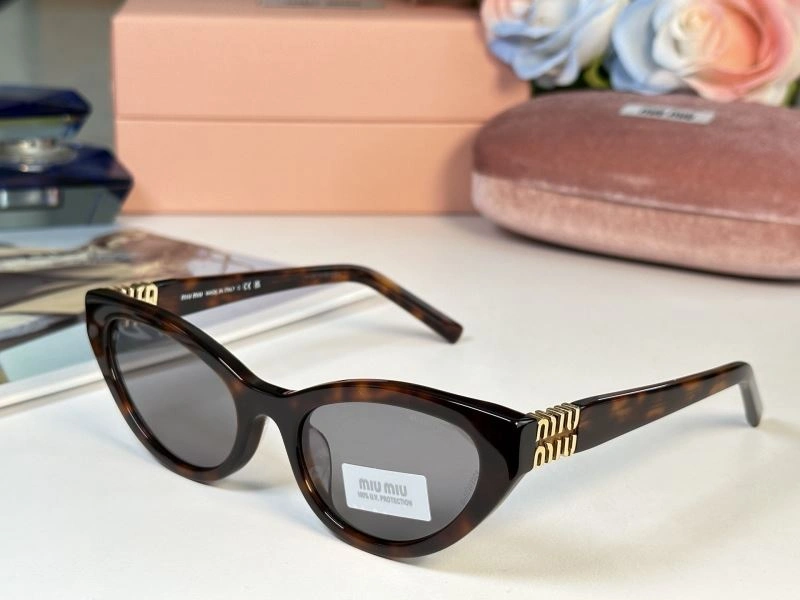 Miu Miu Sunglasses Neat 281655