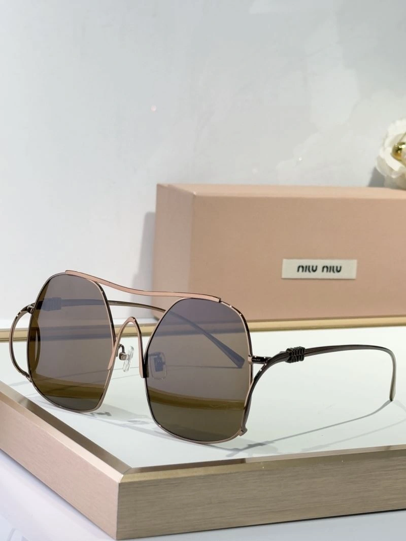 Miu Miu Sunglasses Vibrant 281643