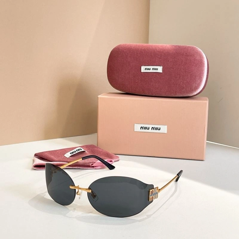 Miu Miu Sunglasses EasyMatch 281638