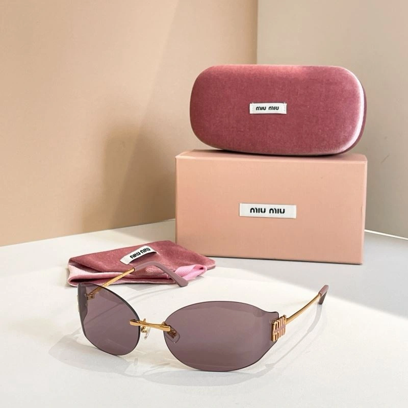 Miu Miu Sunglasses EasyMatch 281638