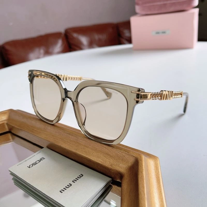 Miu Miu Sunglasses MultiPurpose 281636