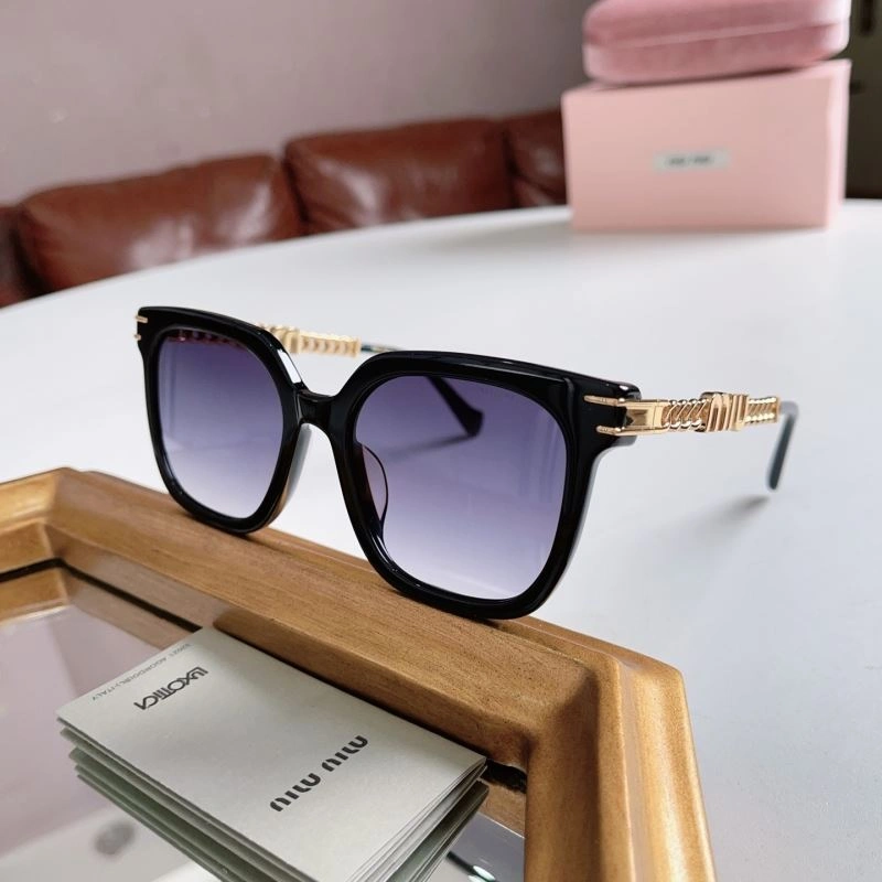 Miu Miu Sunglasses MultiPurpose 281636