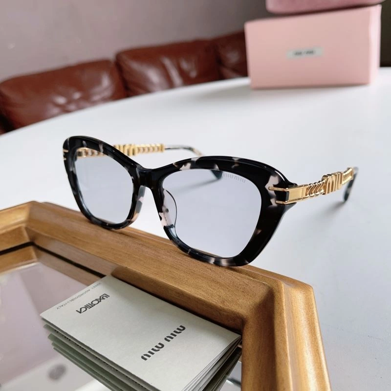 Miu Miu Sunglasses BestValue 281635