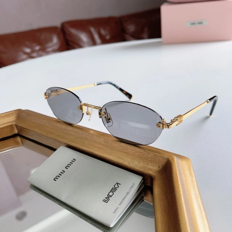 Miu Miu Sunglasses Cozy 281633