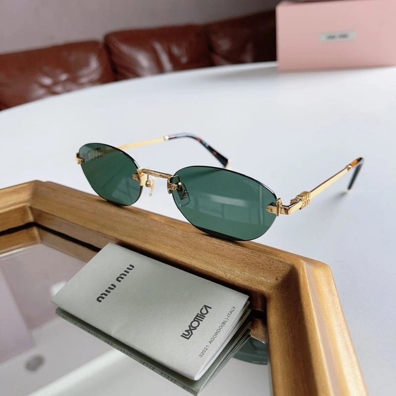 Miu Miu Sunglasses Cozy 281633