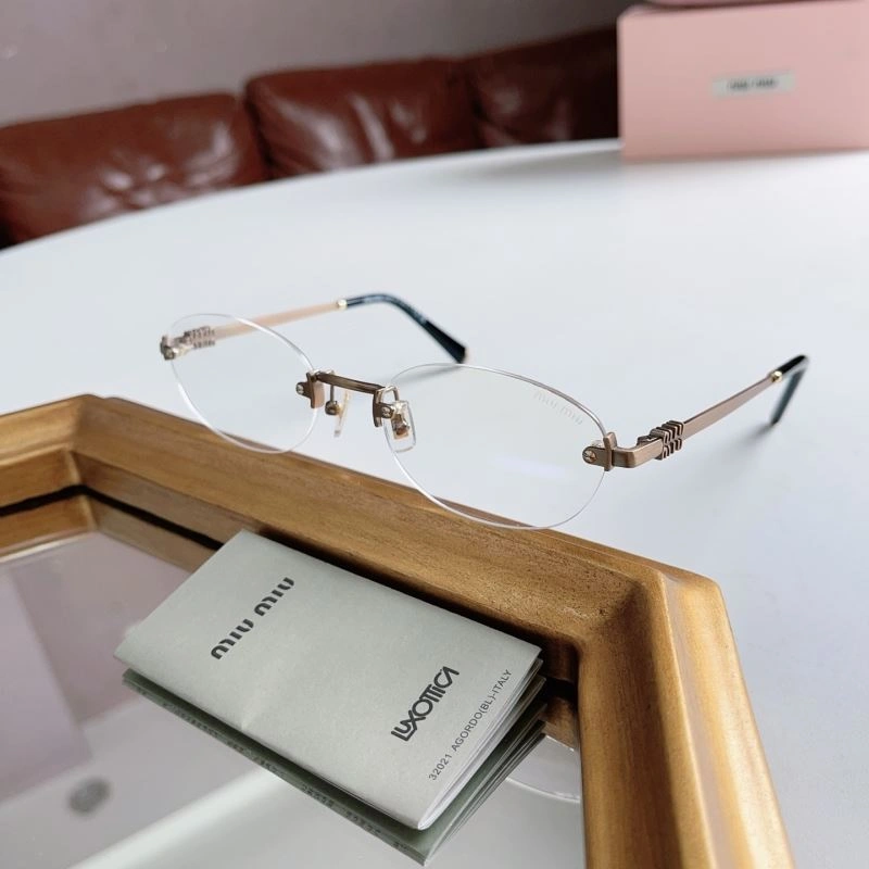Miu Miu Sunglasses Cozy 281633
