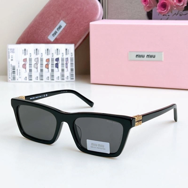 SoftTouch Miu Miu Sunglasses 281609