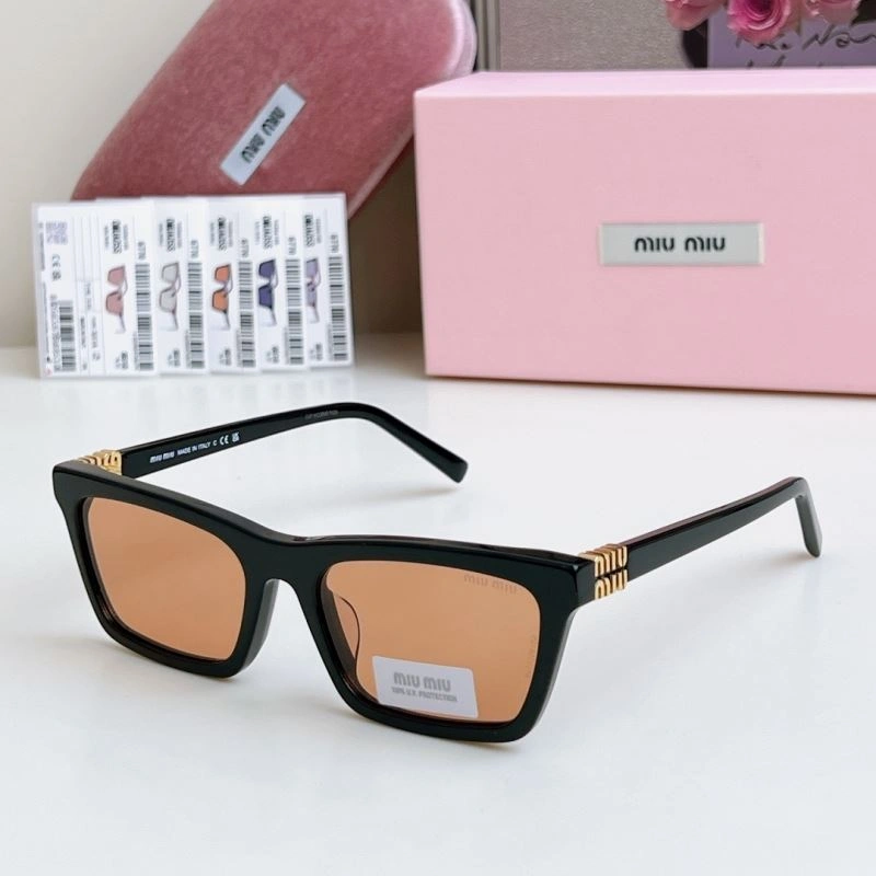 SoftTouch Miu Miu Sunglasses 281609