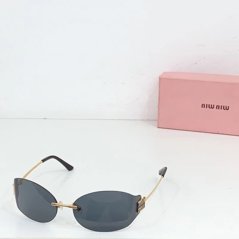 Miu Miu Sunglasses Chic 281613