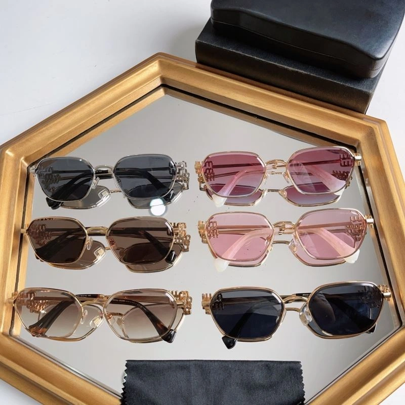 TravelReady Miu Miu Sunglasses 281620