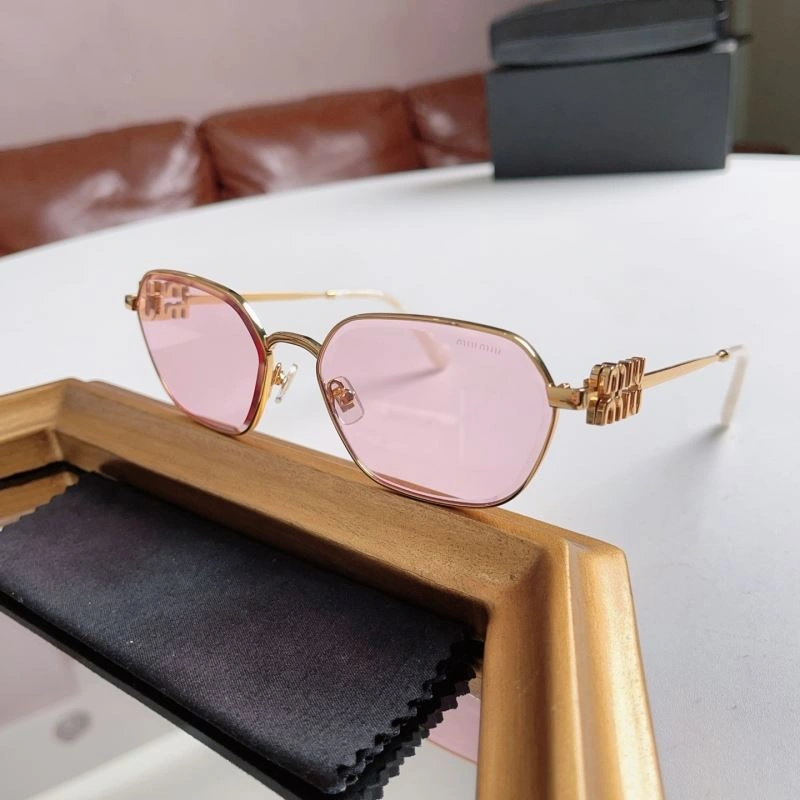 TravelReady Miu Miu Sunglasses 281620