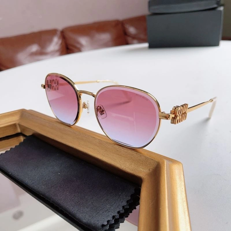SmartChoice Miu Miu Sunglasses 281607