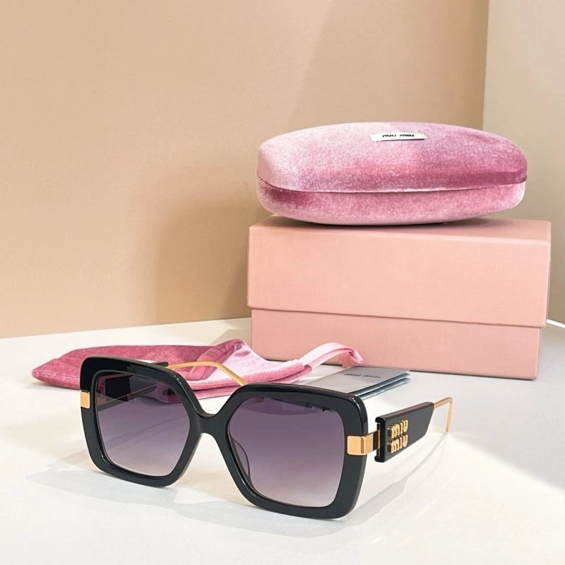 Miu Miu Sunglasses EyeCatching 281617