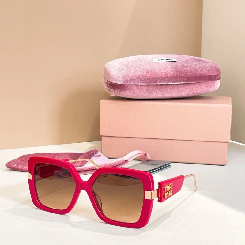 Miu Miu Sunglasses EyeCatching 281617