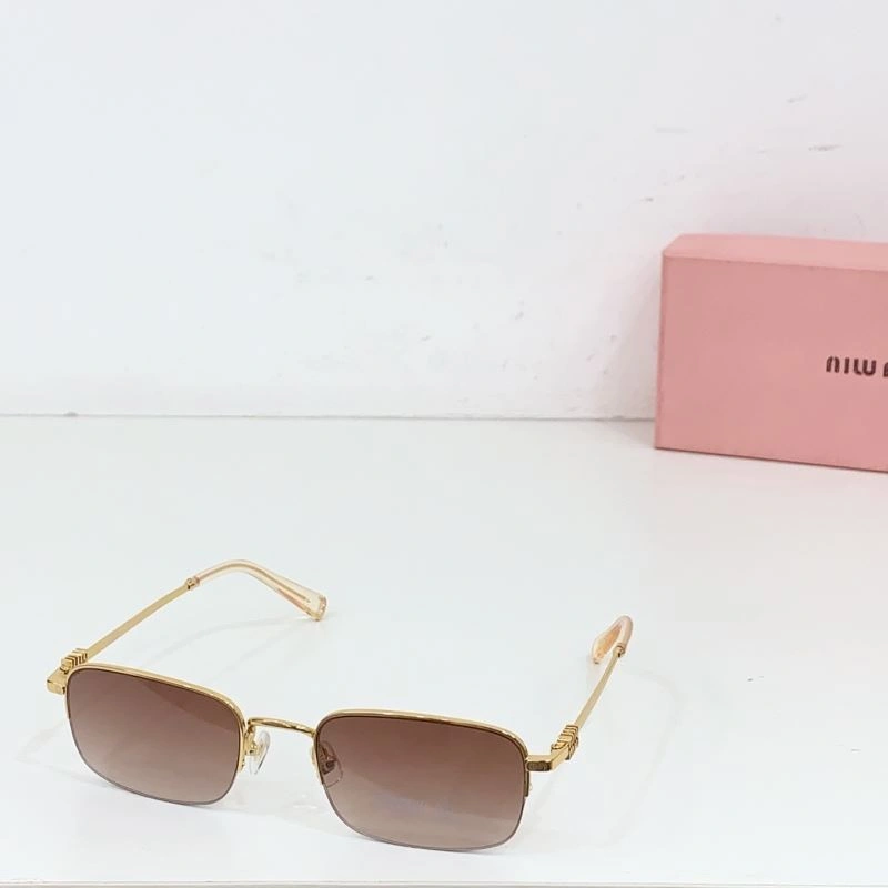 Miu Miu Sunglasses WaterResistant 281618